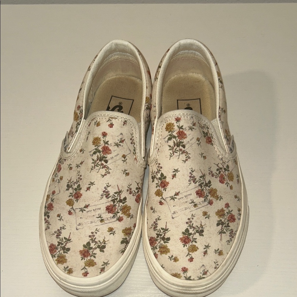 Floral Slip-On Women’s Vans - Picture 1 of 4